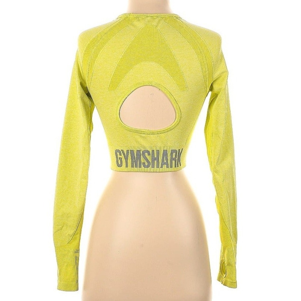 Gymshark Long Sleeve Crop Top‎ Activewear Workout Shirt - Medium